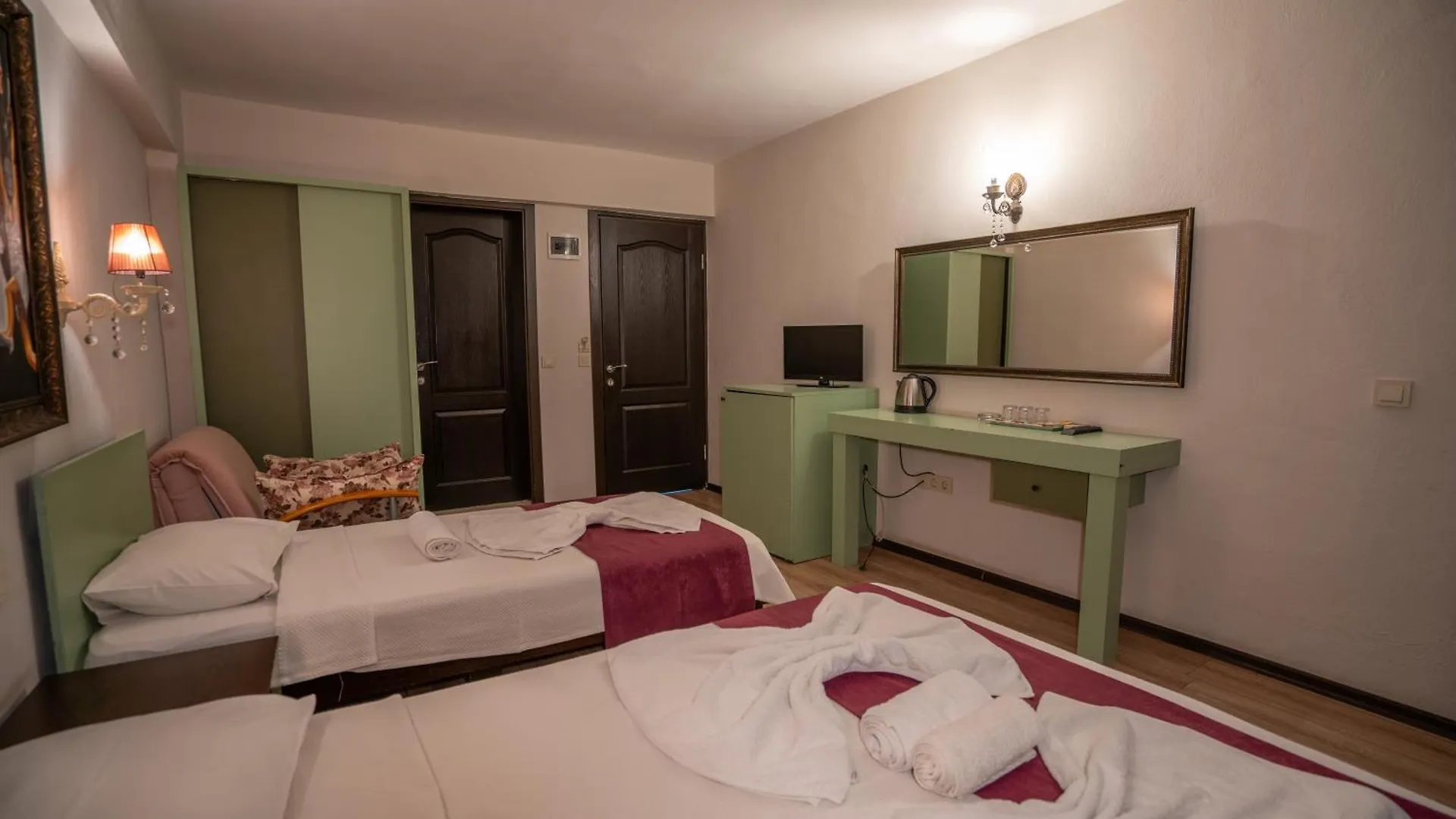Antalyali Han Otel Datça