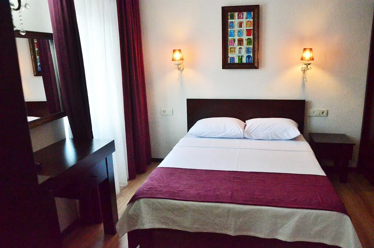 Antalyali Han Otel Datça